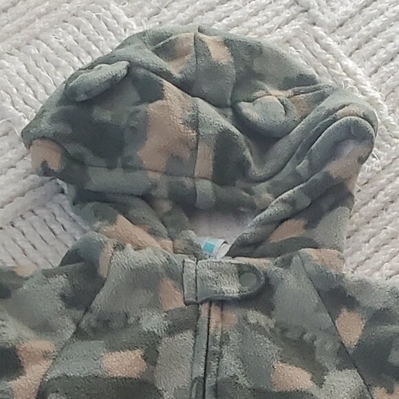 Healthtex hooded fleece bunting - Picture 5 of 7